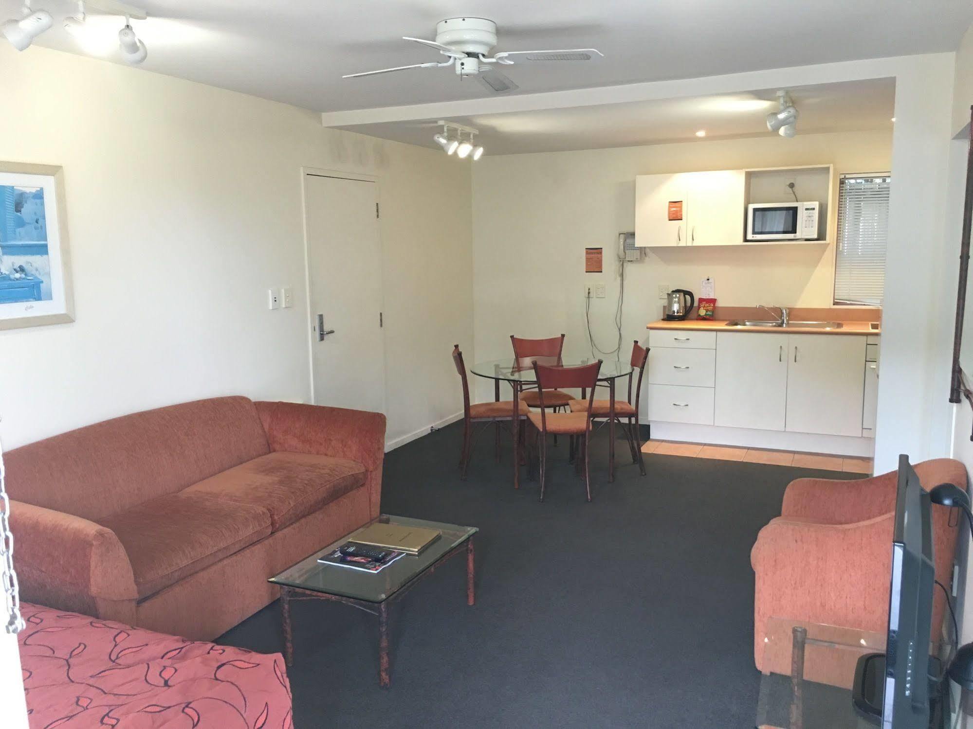 Albany Executive Motor Inn Limited Auckland Exterior photo